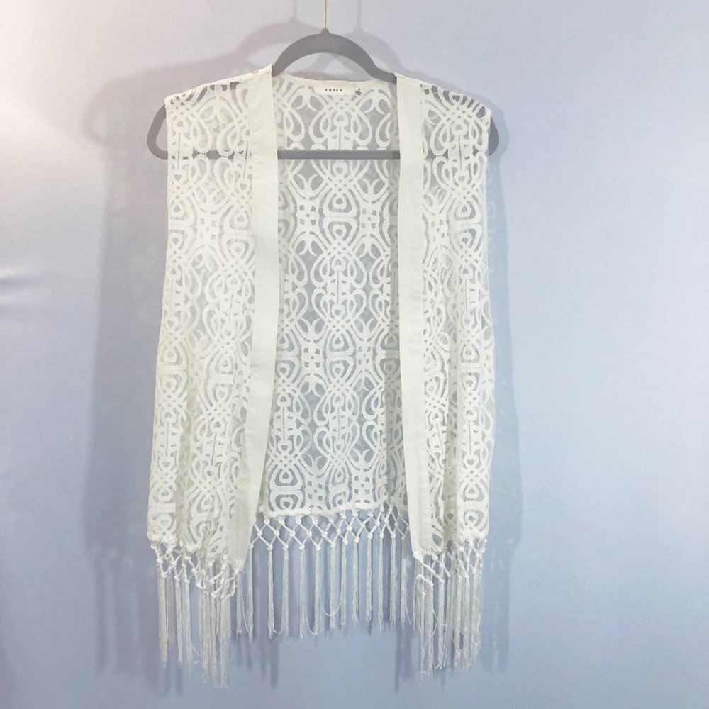Entro Sleeveless Lace Fringe Vest